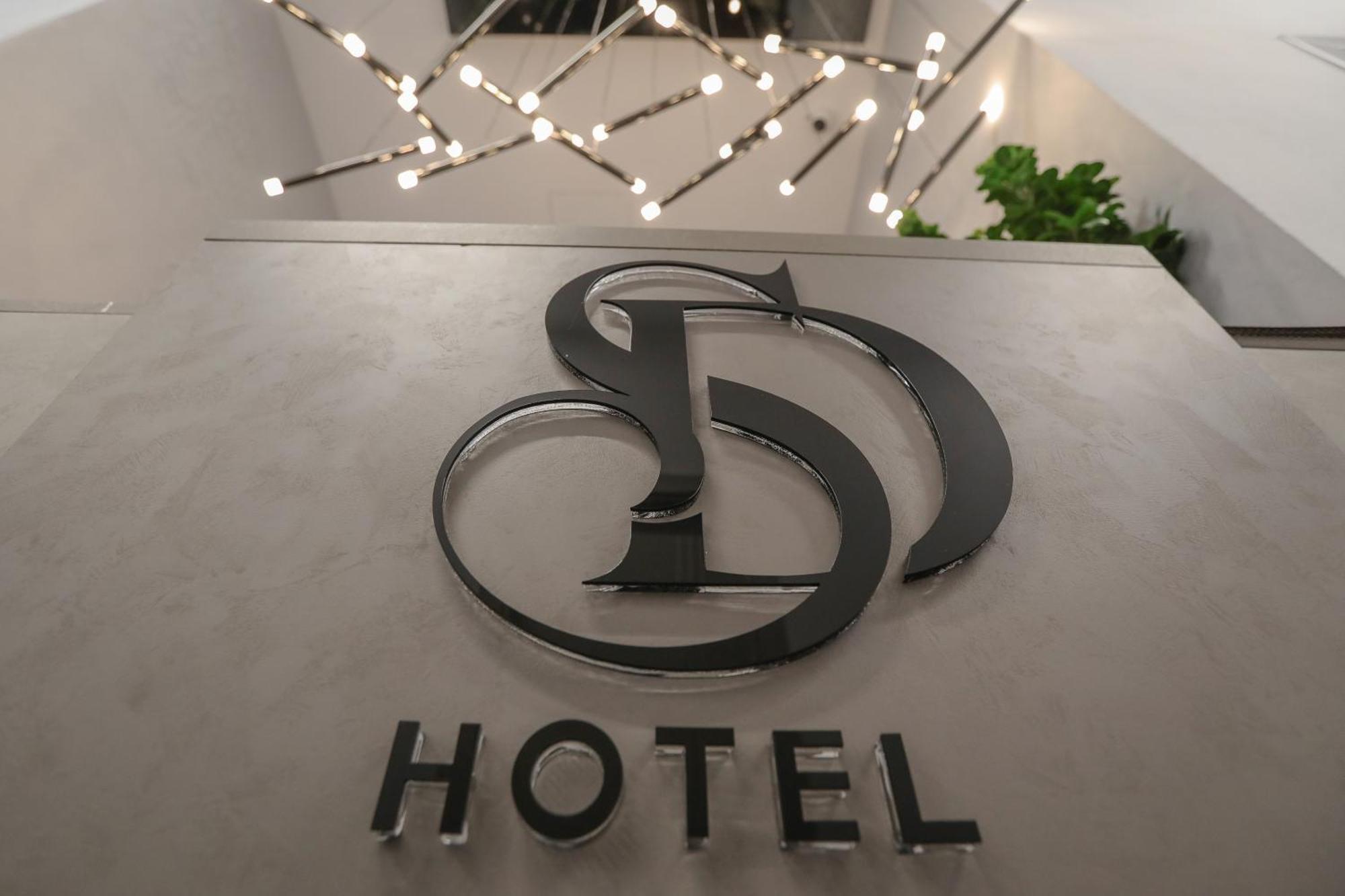 Hotel Dirista Shkodër 外观 照片