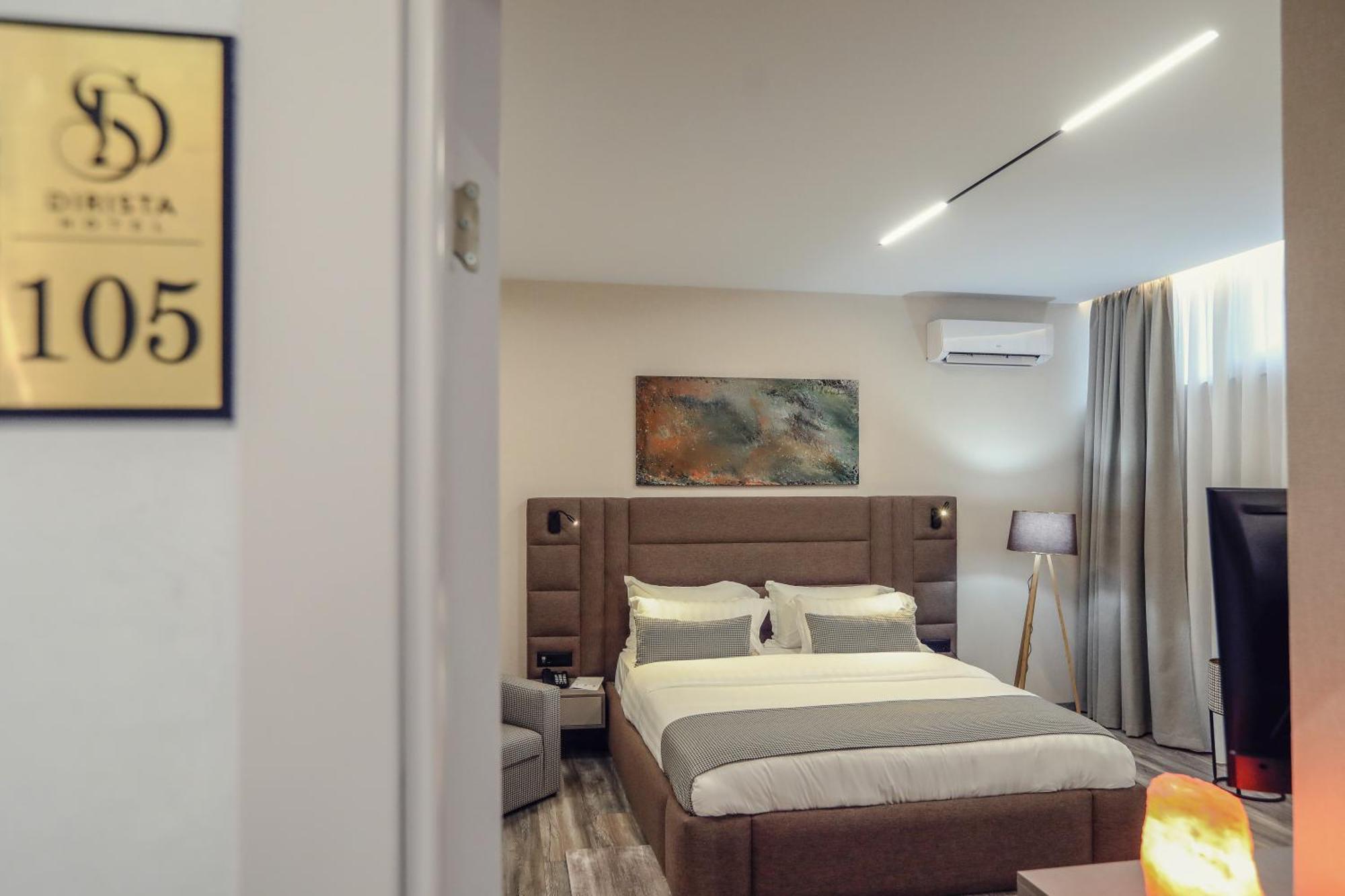 Hotel Dirista Shkodër 外观 照片
