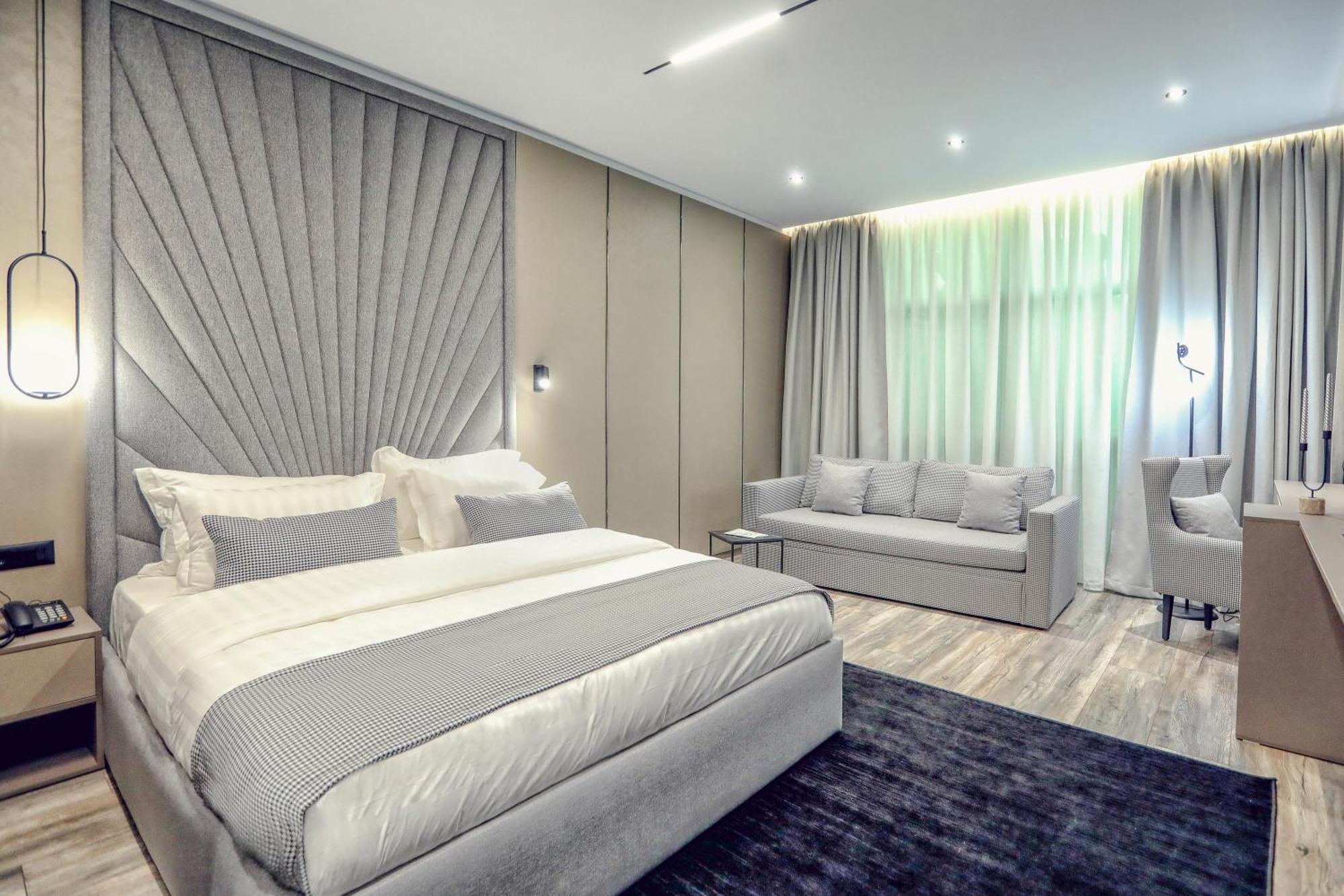 Hotel Dirista Shkodër 外观 照片