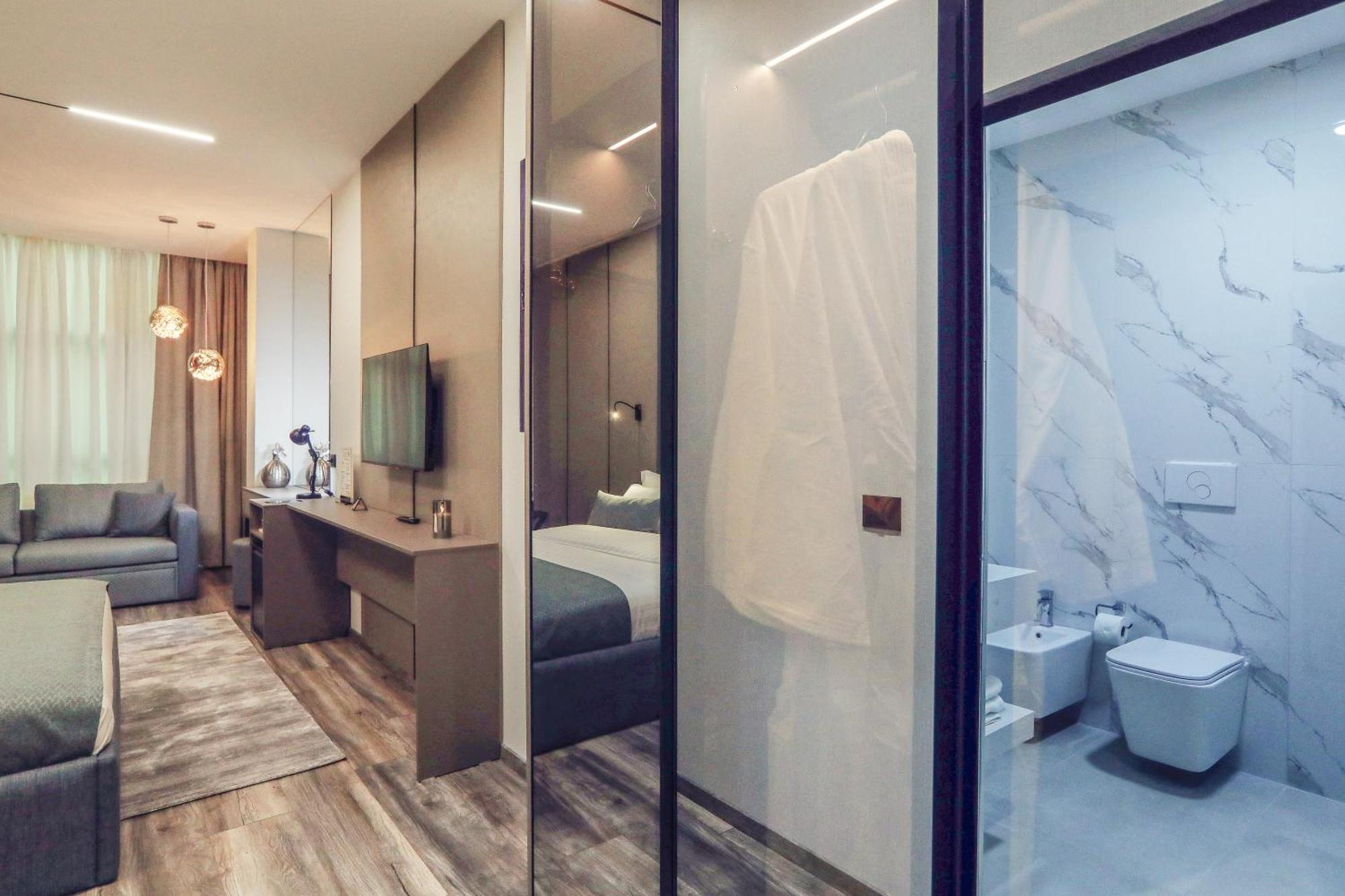 Hotel Dirista Shkodër 外观 照片