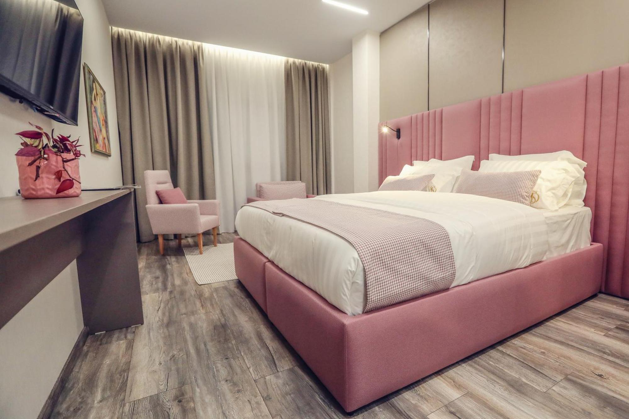 Hotel Dirista Shkodër 外观 照片