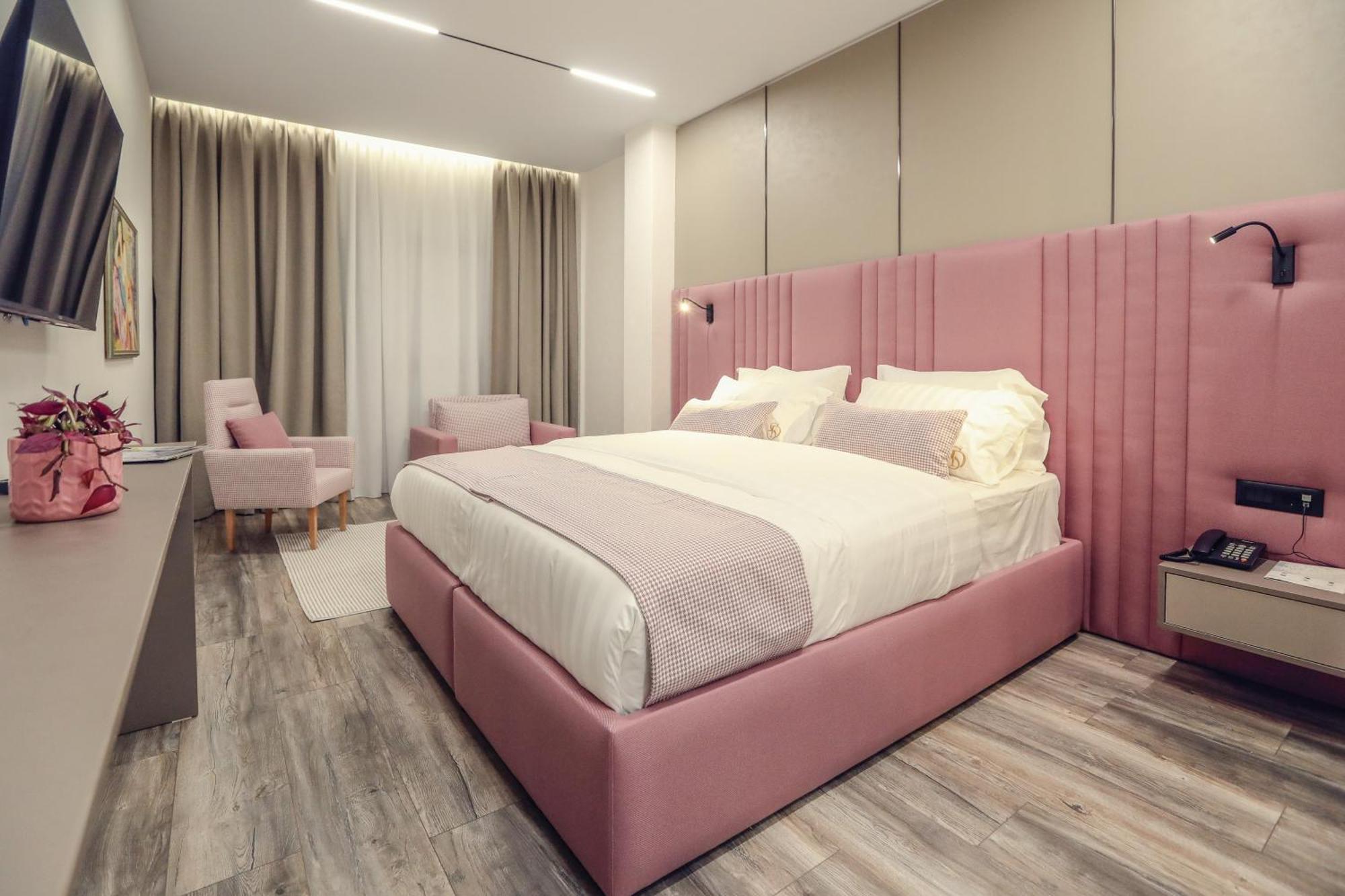 Hotel Dirista Shkodër 外观 照片