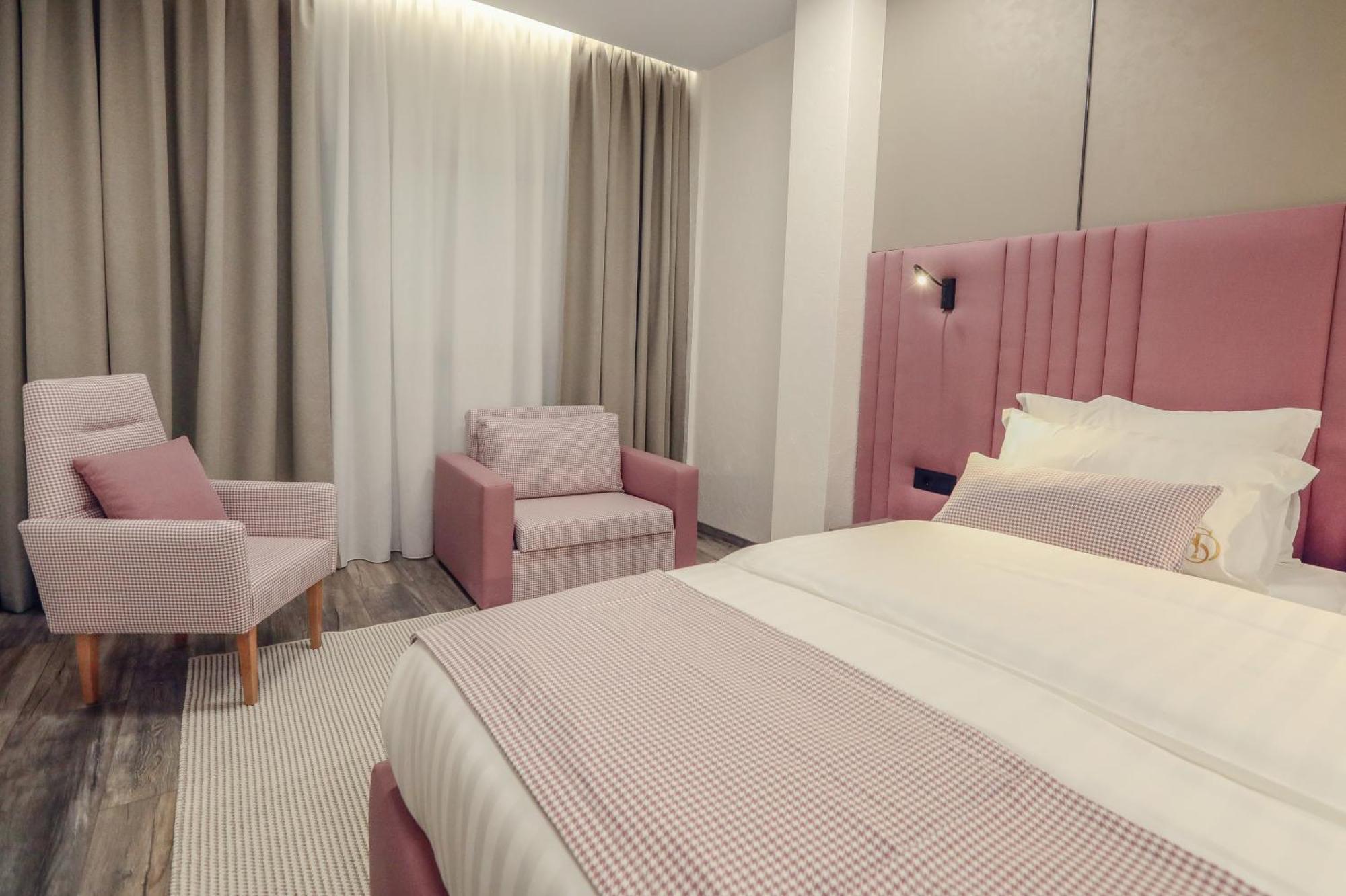 Hotel Dirista Shkodër 外观 照片